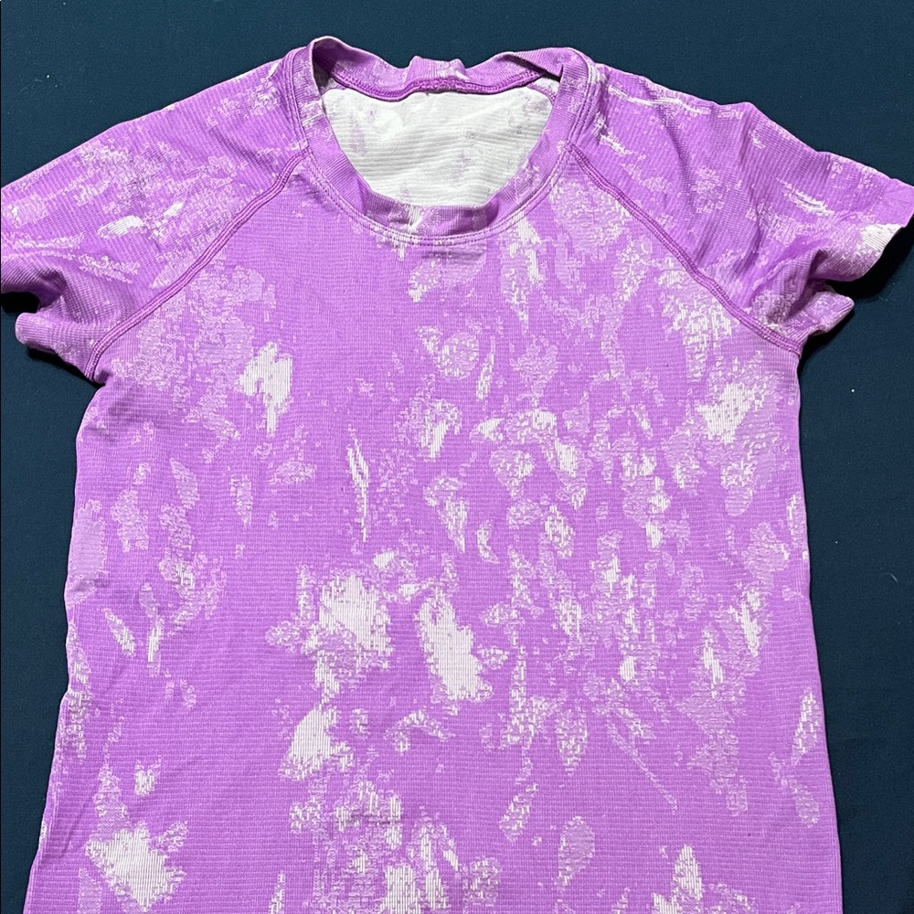 lululemon Purple Tie-Dye T-Shirt Size 6